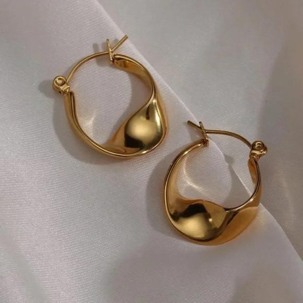 New 18K Gold Vintage Irregular Hoop Earrings, NICE NECKLACE, CUTE NECKLACE - Picture 2 of 6